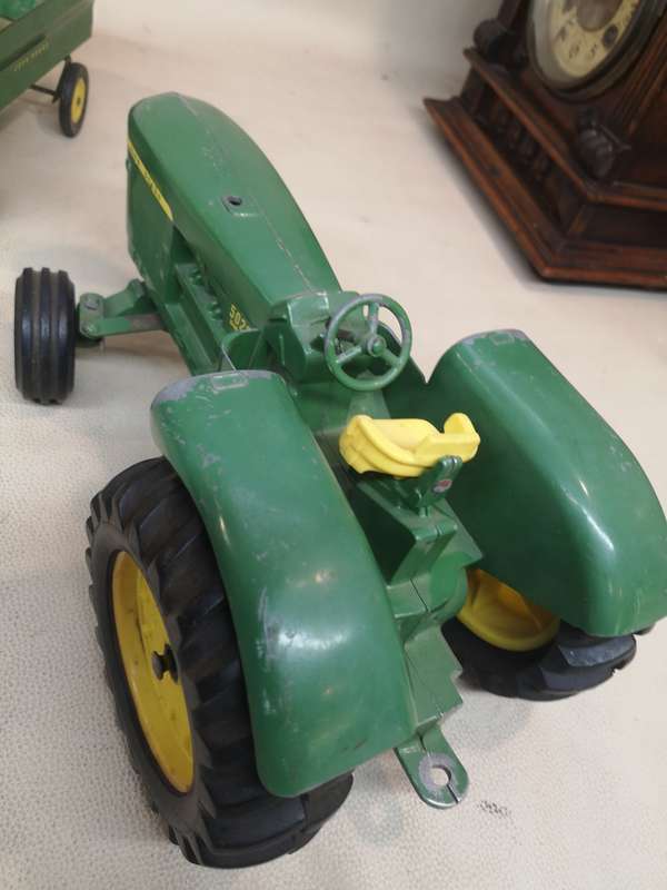 Vintage 1960's John Deere 5020 Diesel + Wagon 1/16 - ERTL Tractor - Metal - Diecast