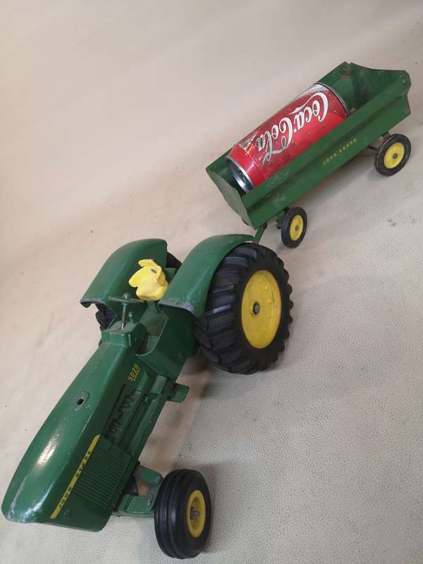 Vintage 1960's John Deere 5020 Diesel + Wagon 1/16 - ERTL Tractor - Metal - Diecast