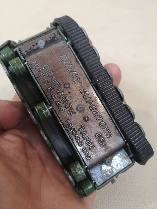 VINTAGE DINKY SUPER TOYS 651 CENTURION TANK MECCANO MADE IN ENGLAND