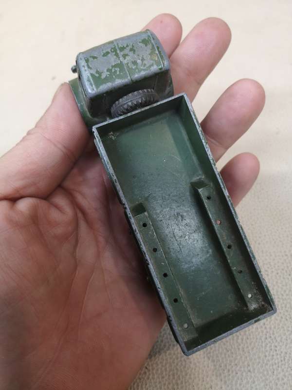 Dinky Toys 622, 10 Ton Army Wagon, Produced 1955 - 1965, Made in England