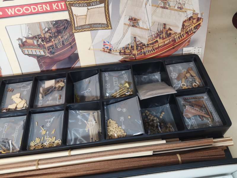 Constructo 1/50 Scale Wood Ship Model HMS Bounty 80817