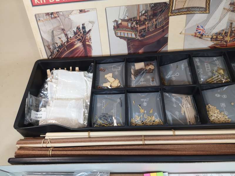 Constructo 1/50 Scale Wood Ship Model HMS Bounty 80817