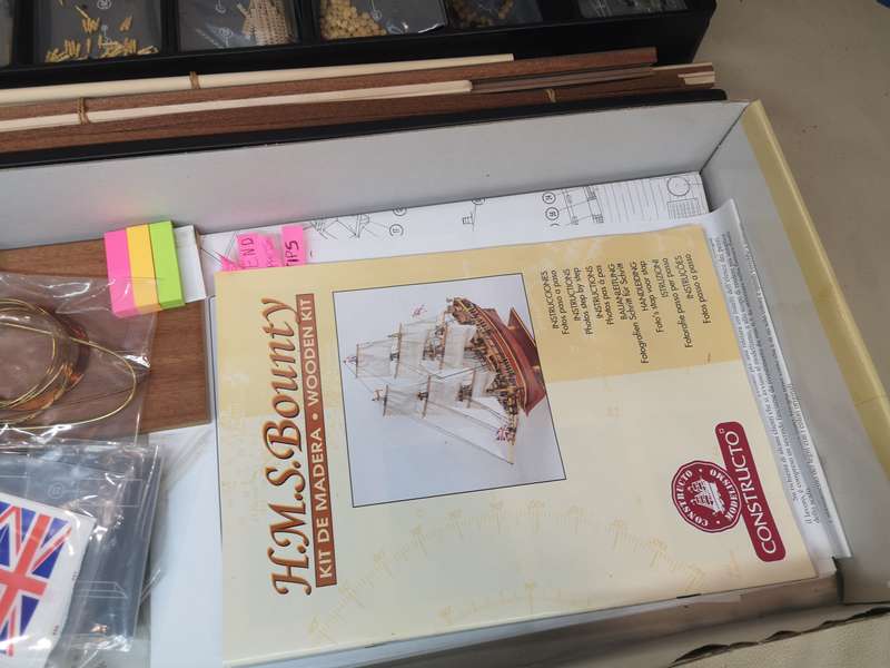 Constructo 1/50 Scale Wood Ship Model HMS Bounty 80817