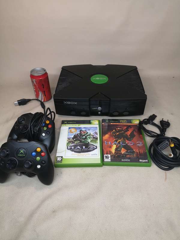 Vintage Original Xbox Console with controllers, cables and 2 Games - 100% Working