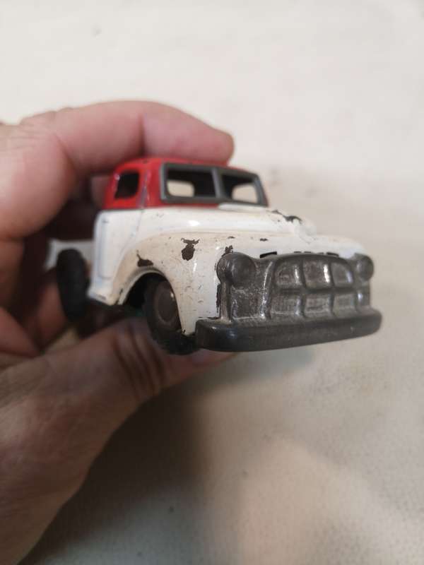 VINTAGE 1950'S FRICTION TIN LIVESTOCK TOY TRUCK