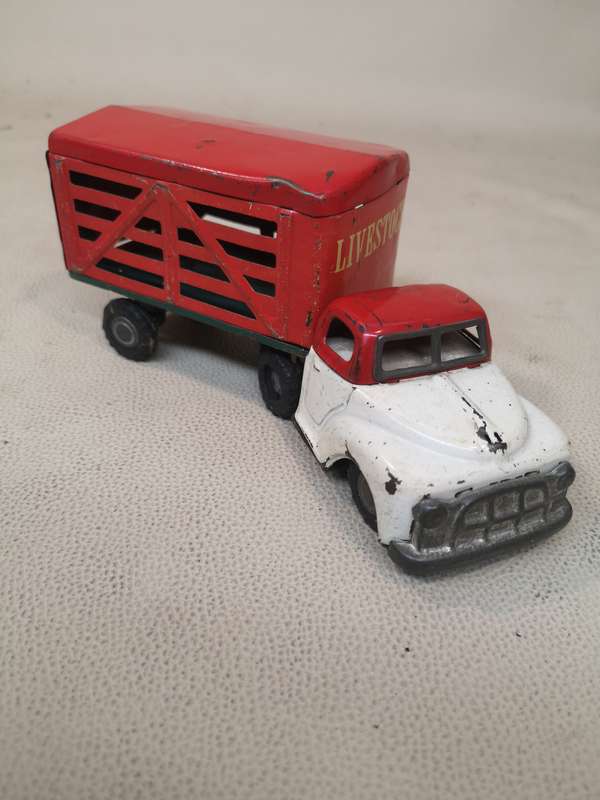 VINTAGE 1950'S FRICTION TIN LIVESTOCK TOY TRUCK