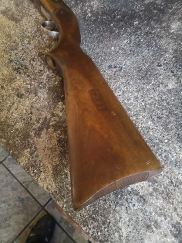 Magnificent Vintage BSA Airsporter Mk5 .22 under lever air rifle in full working order.