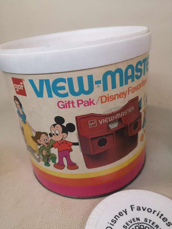 Vintage 1970's View Master Walt Disneys anniversary gift pack
