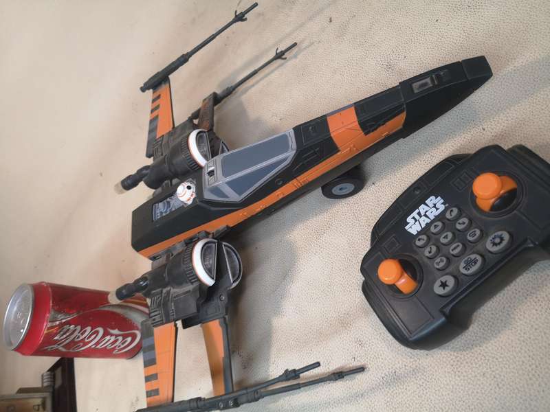 Disney Star Wars The Force Awakens Poes X-Wing Fighter RC - Working