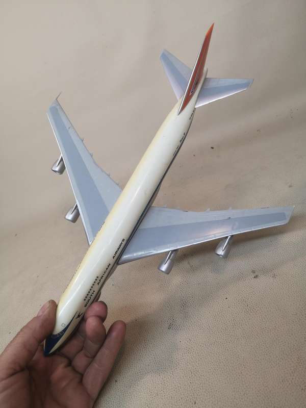 Very Large SAL/SAA B747-200 "Superb" ZS-SAL Model Airplane