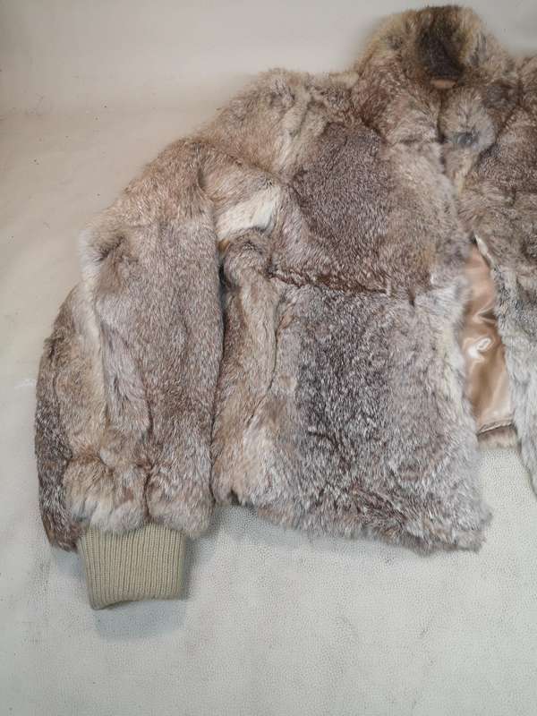 Beautiful Genuine Fox Fur Coat Jacket Size Medium - Stunning Condition