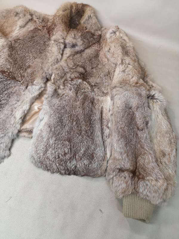 Beautiful Genuine Fox Fur Coat Jacket Size Medium - Stunning Condition