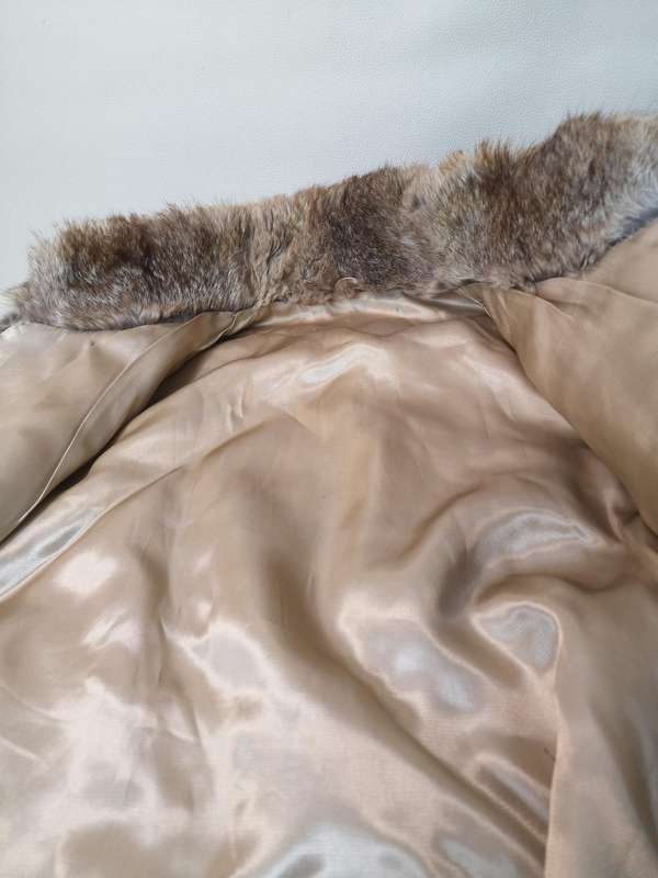 Beautiful Genuine Fox Fur Coat Jacket Size Medium - Stunning Condition