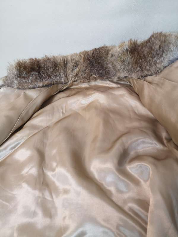 Beautiful Genuine Fox Fur Coat Jacket Size Medium - Stunning Condition