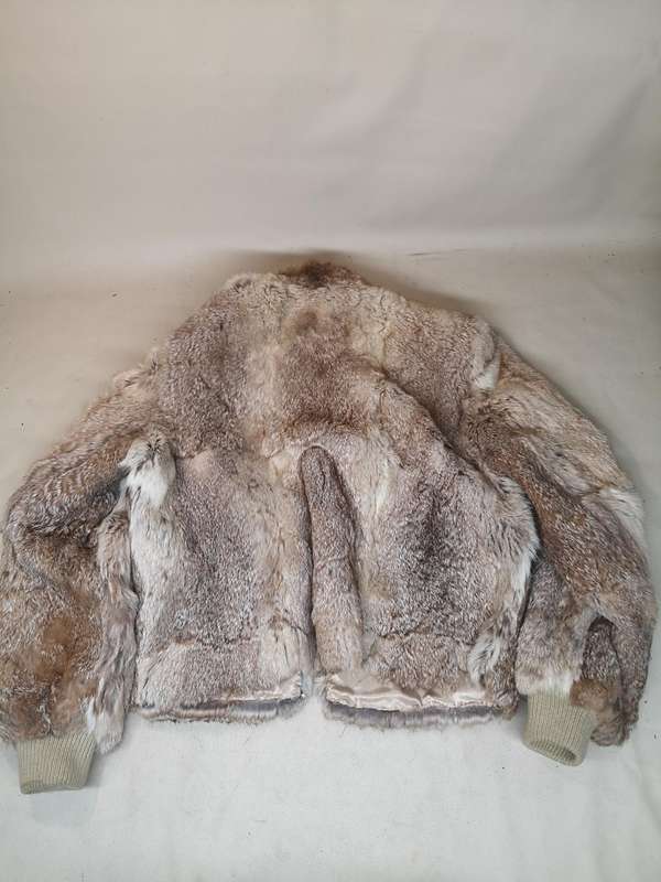 Beautiful Genuine Fox Fur Coat Jacket Size Medium - Stunning Condition