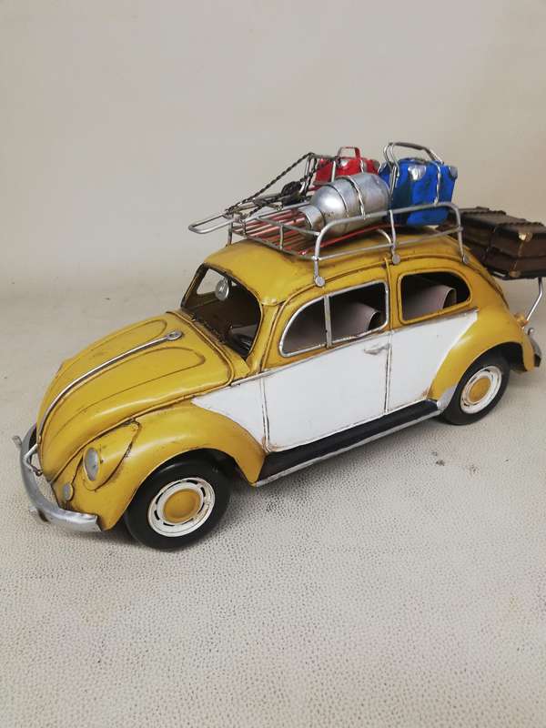 MAGNIFICENT 1934 YELLOW VINTAGE TIN BEETLE CLASSIC MODEL 1:12-SCALE