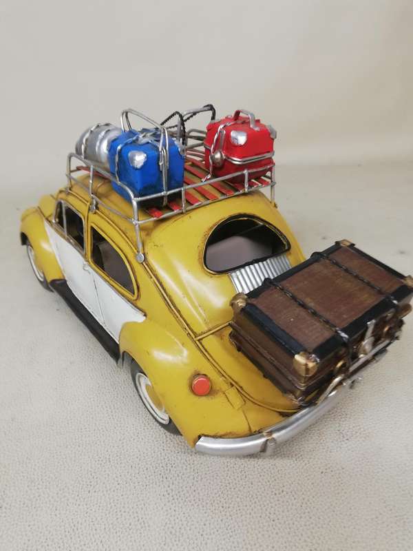 MAGNIFICENT 1934 YELLOW VINTAGE TIN BEETLE CLASSIC MODEL 1:12-SCALE