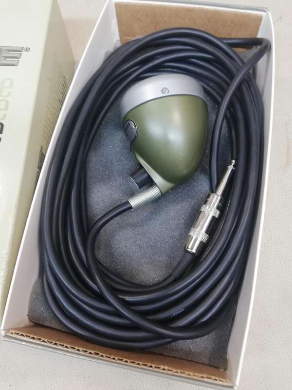New Never Used Shure 520DX Green Bullet Harmonica Mic