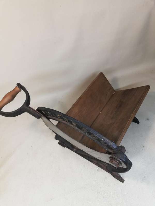 Vintage Viviers & Co Tobacco Cutter