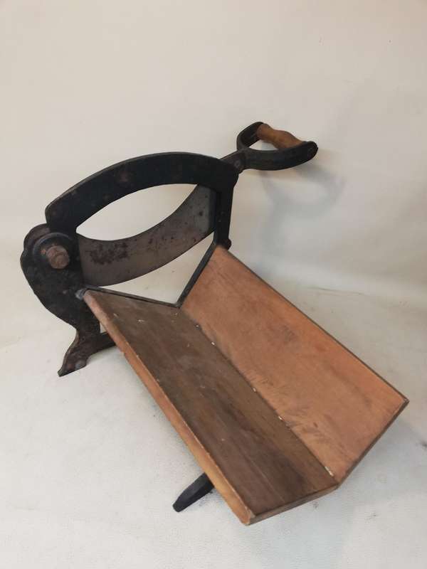 Vintage Viviers & Co Tobacco Cutter