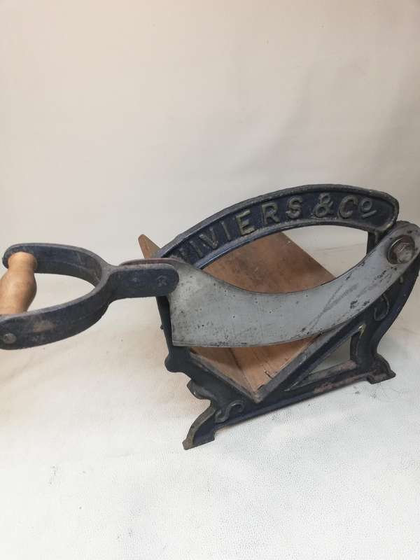 Vintage Viviers & Co Tobacco Cutter