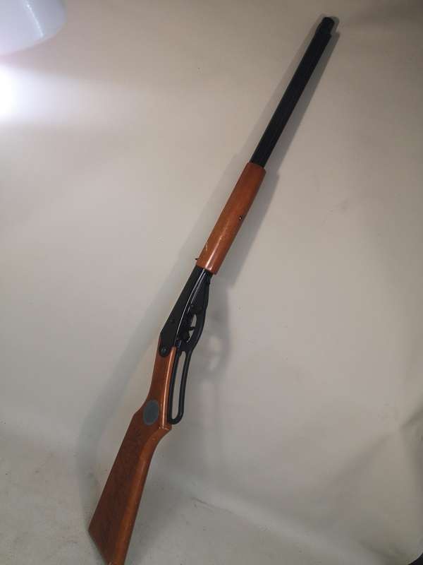 Daisy Red Ryder 70th Anniversary Commemorative BB Gun (1986)