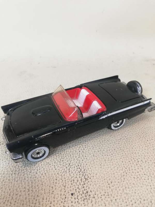 Vintage Corgi 1956 Ford Thunderbird Black Convertible 1:32 Red/White Seats