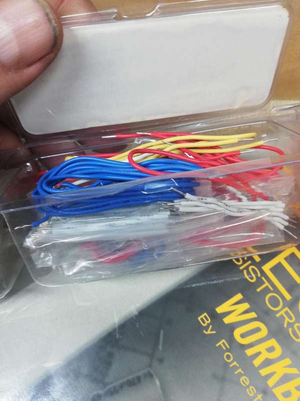 Electronics Learning Lab by RadioShack : A Complete Course in Electronics