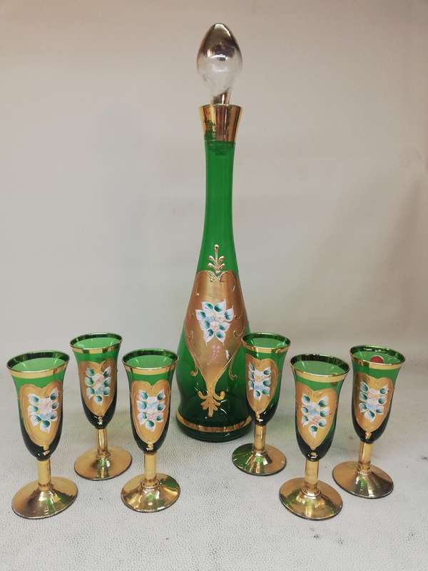 Vintage Murano Italian Hand Blown Gold Hand painted Decanter And 6 Wine Glasses
