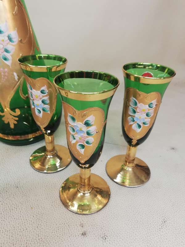 Vintage Murano Italian Hand Blown Gold Hand painted Decanter And 6 Wine Glasses