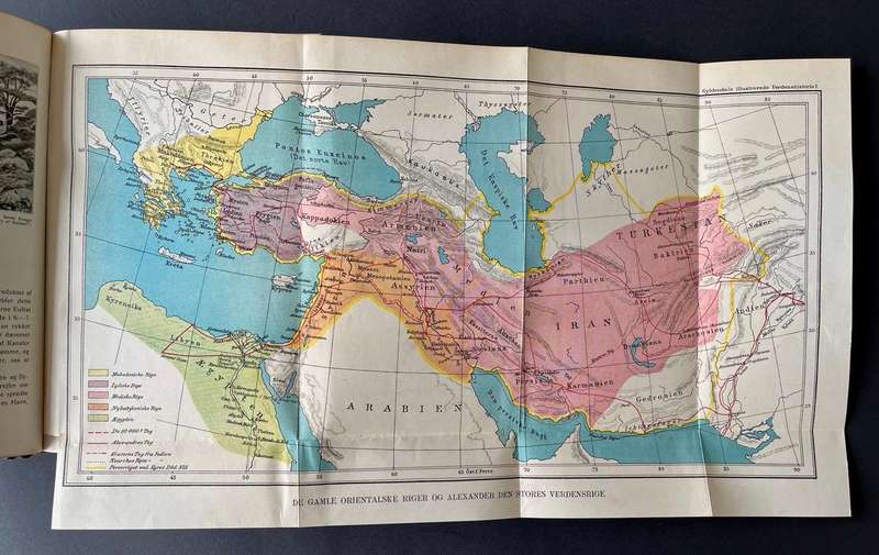Gyldendals Illustrerede Verdenshistoria I - II Indtil aar 1100 (Danish antiquarian book)