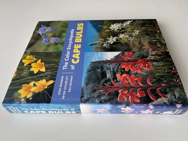 The Color Encyclopedia of Cape Bulbs
