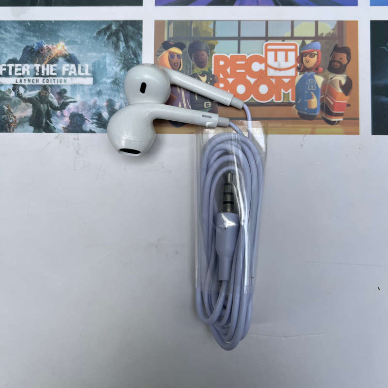 Wired Headphones with Microphone - 3.5mm Audio Jack