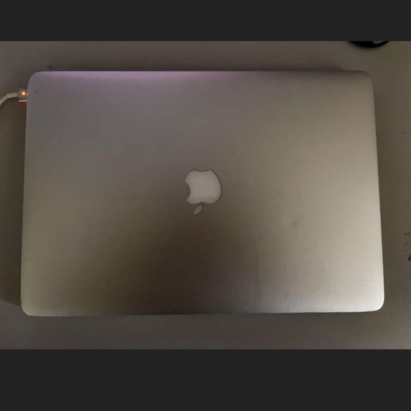 MacBook Pro 15" Retina Mid 2015 - 16GB RAM - Intel Core i7 - Excellent Working Condition