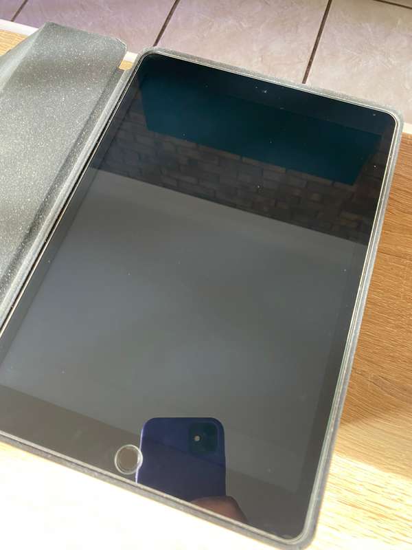 Apple iPad 7th Generation (2019) | 32GB WiFi Only | Space Grey