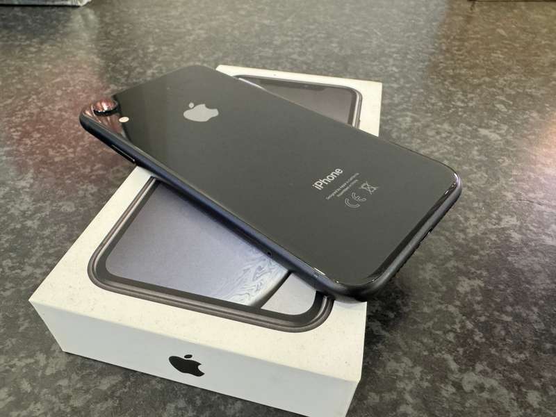 Apple iPhone XR 64GB | Black