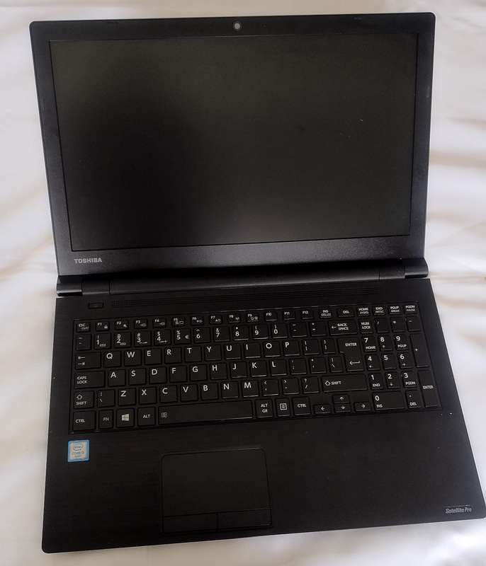 Toshiba Satellite Pro i3, 7th Gen.,