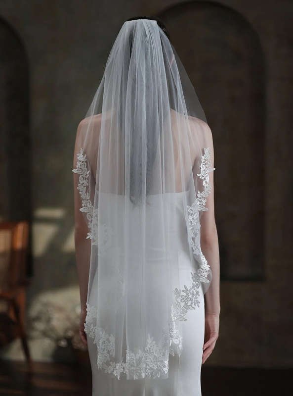 Appliques Decor Elegant Bridal Veil With Hair Comb For Wedding & 1pc Blue Lace Faux Pearl Decor Brid