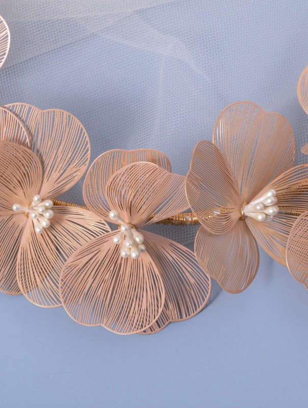 Bridal headpiece Hollow Out Leaf Decor