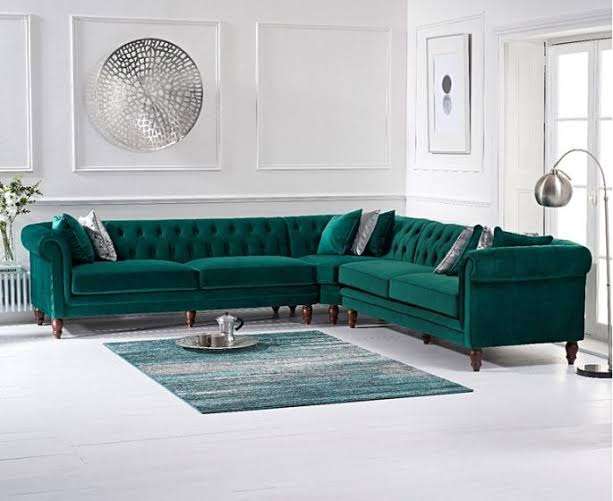 Chesterfield Corner couch