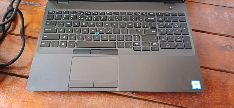 Dell Precision 3541 core I7 9th Gen, 16 GB RAM . 512 Nvme SSD 4GB Nvidia Dedicated Graphics