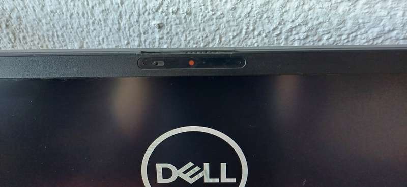 Dell Precision 3541 core I7 9th Gen, 16 GB RAM . 512 Nvme SSD 4GB Nvidia Dedicated Graphics