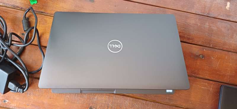 Dell Precision 3541 core I7 9th Gen, 16 GB RAM . 512 Nvme SSD 4GB Nvidia Dedicated Graphics
