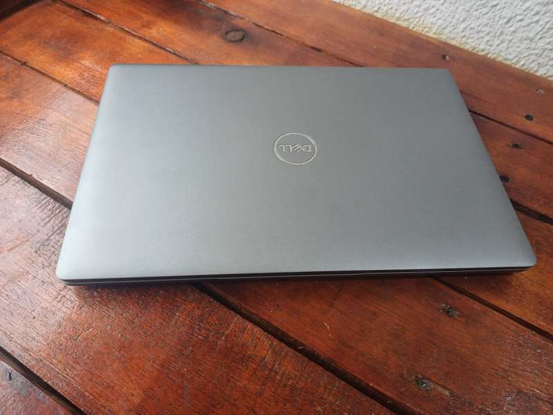 Dell Latitude 5400 core i5, 16 GB RAM . 512GB Nvme SSD, 8th Gen