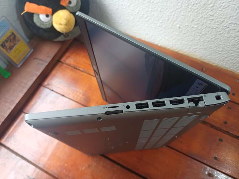 Dell Latitude 5400 core i5, 16 GB RAM . 512GB Nvme SSD, 8th Gen