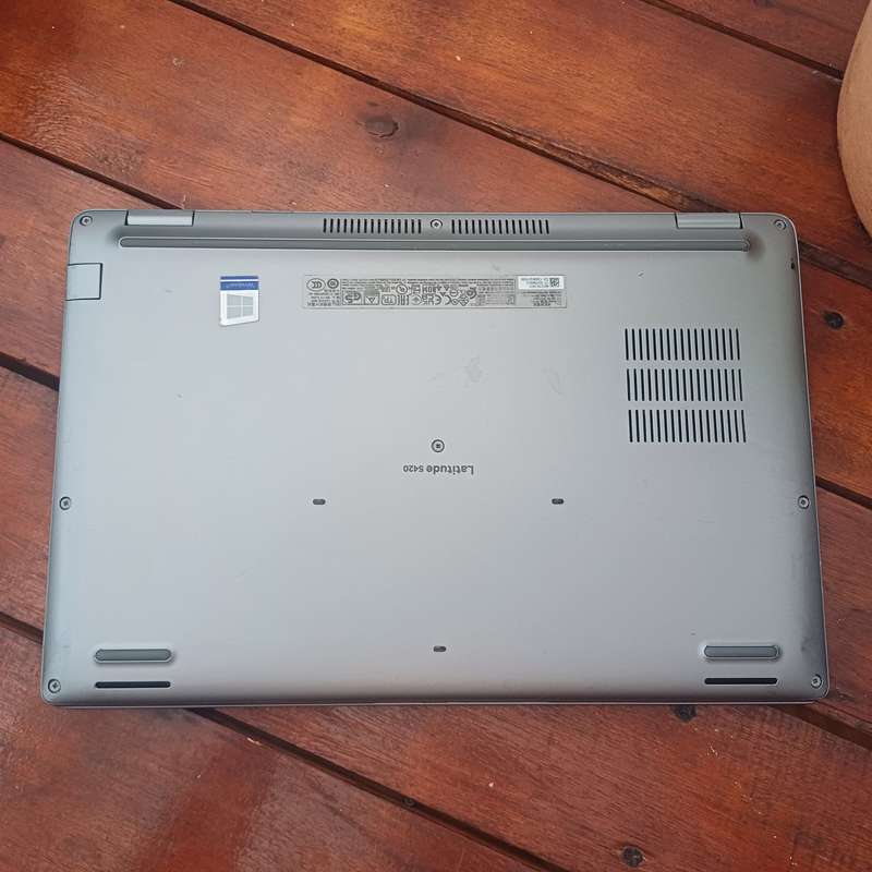 Dell Latitude 5420 i7 High-Performance Laptop!