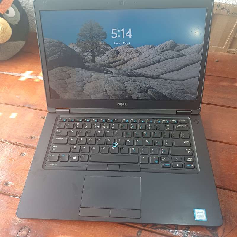Dell Latitude 5480  Business-Grade Versatility