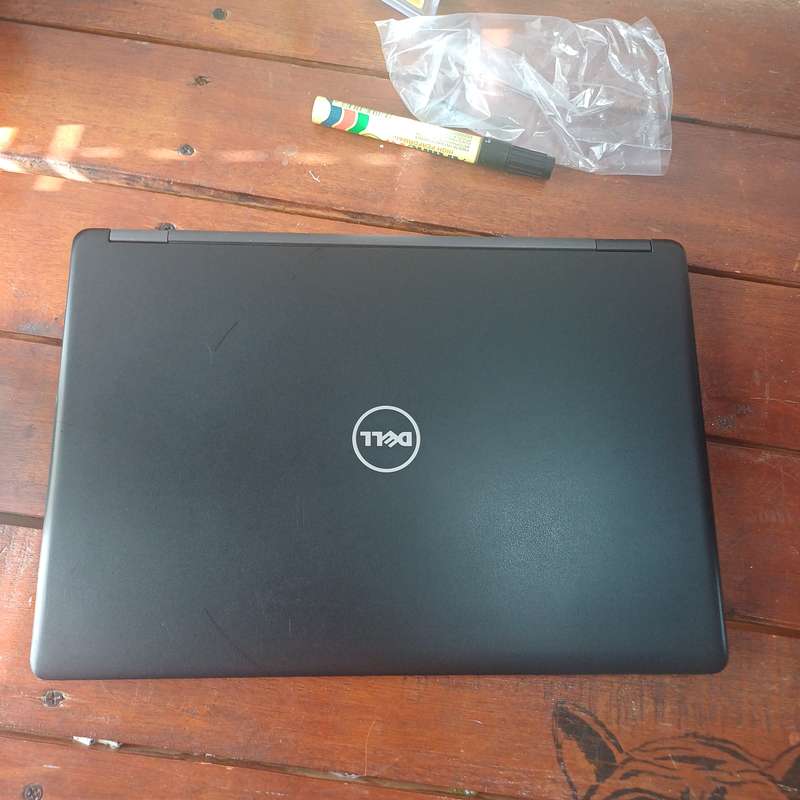 Dell Latitude 5480  Business-Grade Versatility