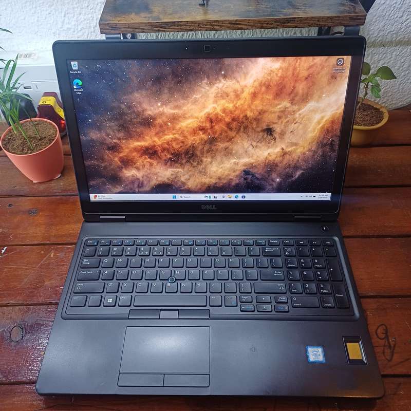 Dell Precision 3530  Pro-Grade Power with Quadro Graphics & 32GB RAM