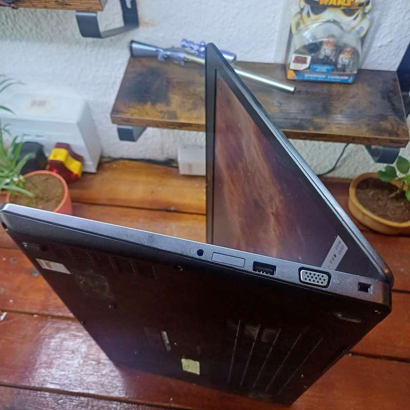 Dell Precision 3530  Pro-Grade Power with Quadro Graphics & 32GB RAM